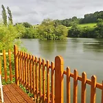 Hébergement de vacances Flottantes Et Au Fil De L'eau *