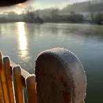 Flottantes Et Au Fil De L'eau 別荘 *