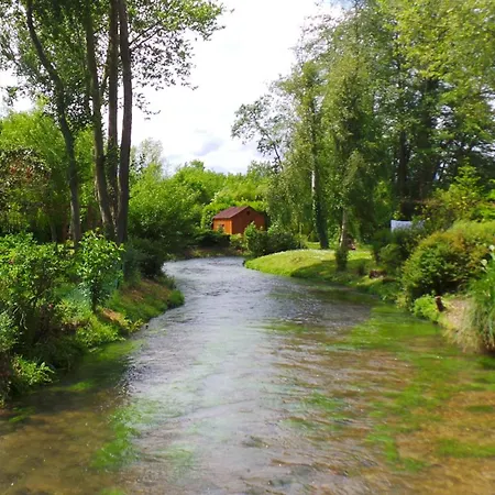 Holiday home Flottantes Et Au Fil De L'eau Colleville