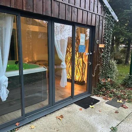 Flottantes Et Au Fil De L'eau Dom wakacyjny *