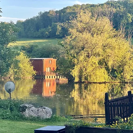 Vakantiehuis Flottantes Et Au Fil De L'eau