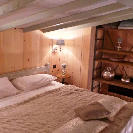 Flottantes Et Au Fil De L'eau Holiday home