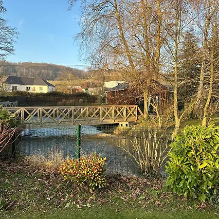 Holiday home Flottantes Et Au Fil De L'eau