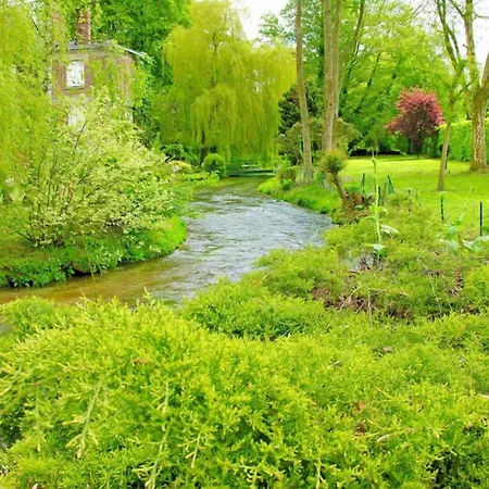 Casa de Férias Flottantes Et Au Fil De L'eau