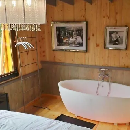 Casa de Férias Flottantes Et Au Fil De L'eau *