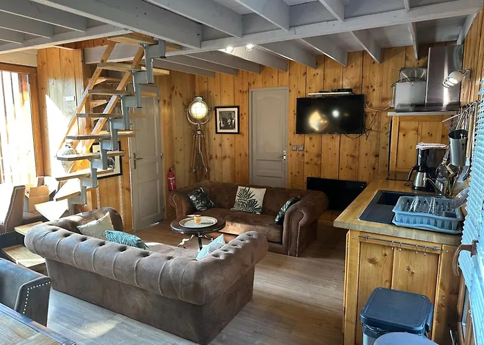 Flottantes Et Au Fil De L'eau *