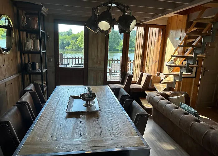 Flottantes Et Au Fil De L'eau Holiday home